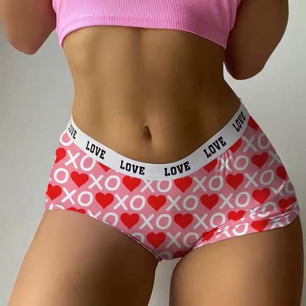 Hot Love Heart Lip Pattern Underwear Women Soft Breathable V