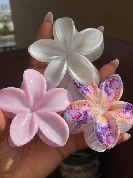Barrette en fleur