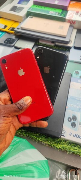 iPhone XR