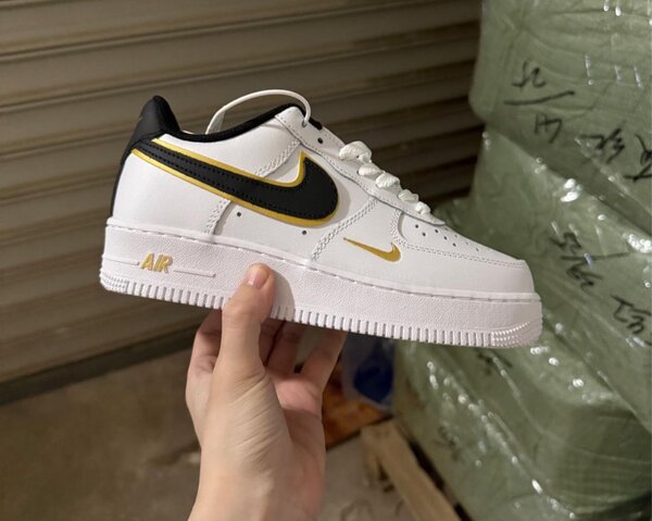 Nike Air Force