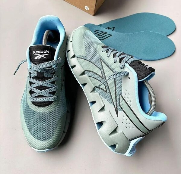 Reebok Zig Dynamica 2 available from size 40-45