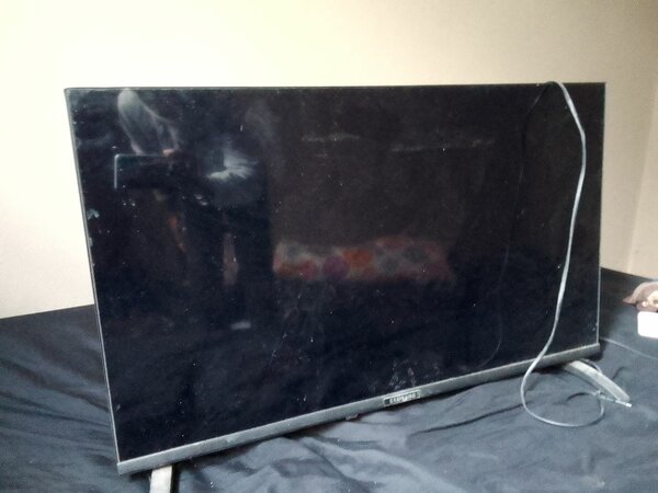 TV AND SPEAKER