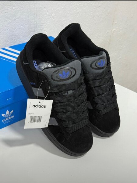 Adidas campus