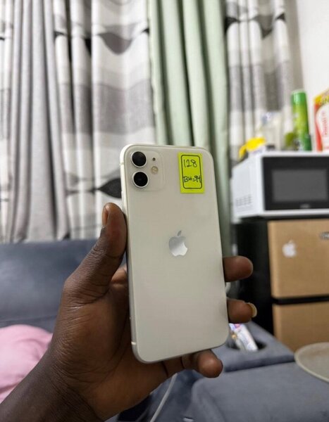 iPhone 11
