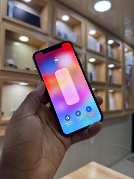 iPhone 11 Pro 64Go