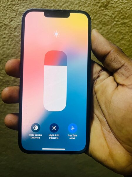 iPhone 13 simple