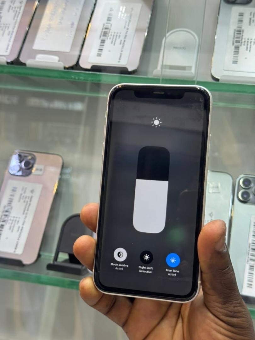 iPhone 11
