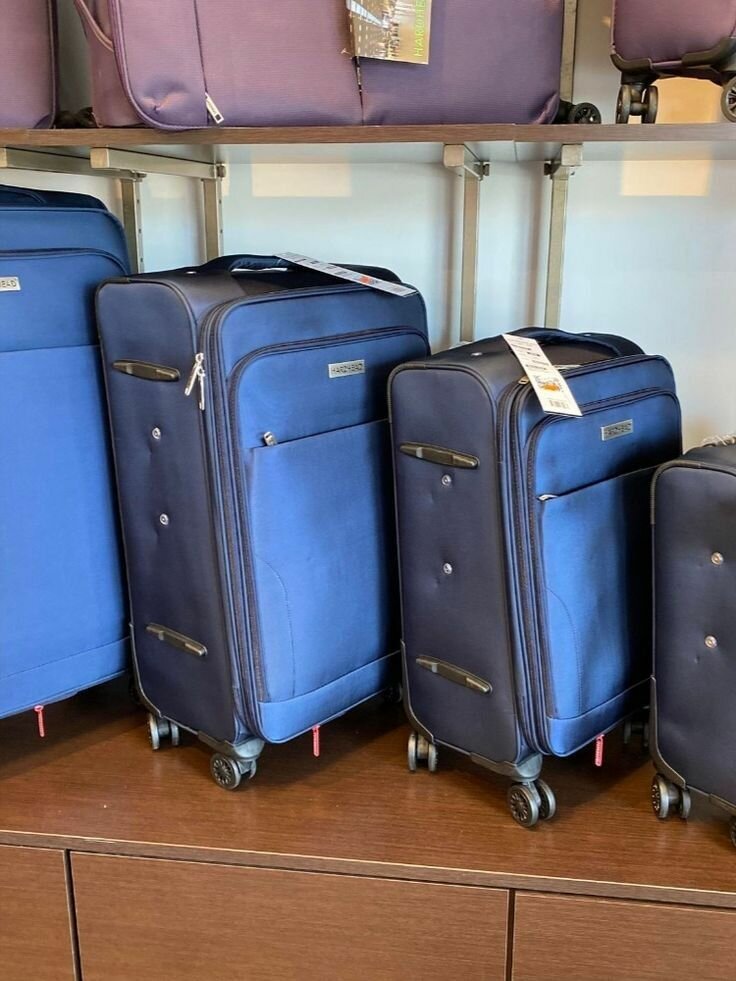 Traveling Bag