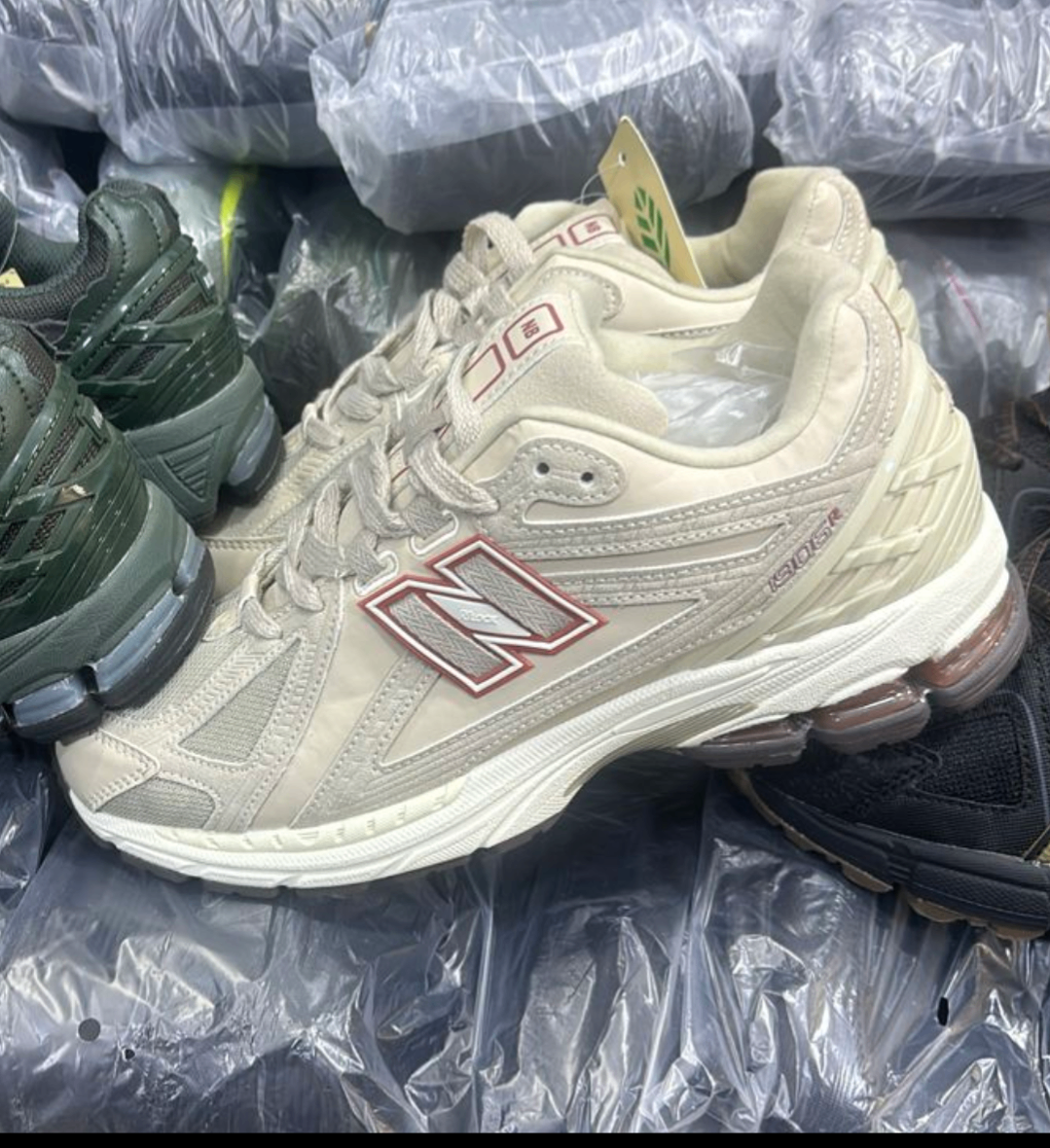 New balance 1906R