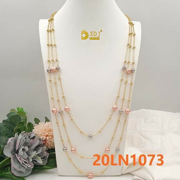 Collier élégant perles multicolores