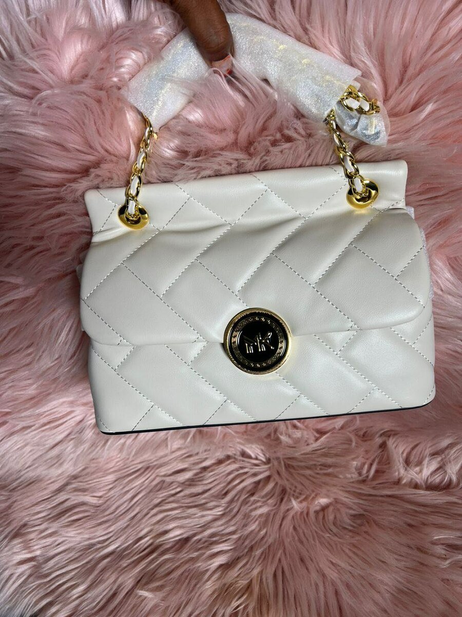 MK MANDY KARENY