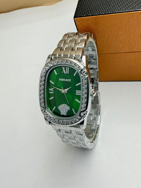 Montre femme Versace acier