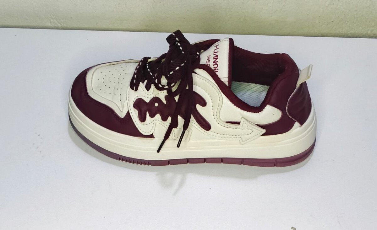 Chaussures de sport bordeaux