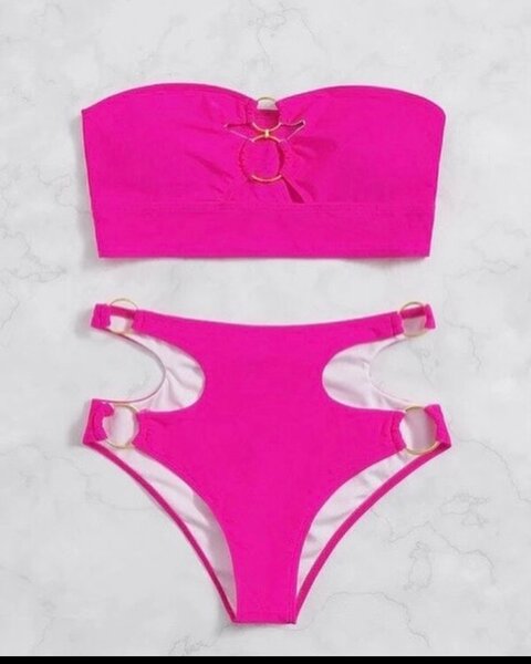Bikini / swimsuit