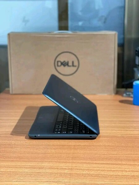 Dell Laptop Portable Compact