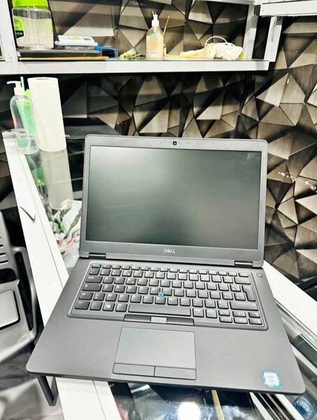 Dell Lattitude 7490