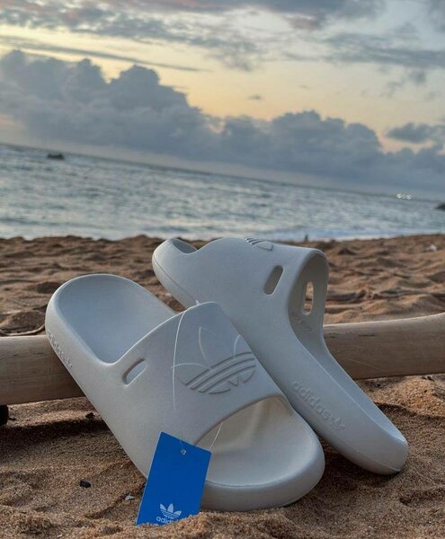 Claquettes original adidas