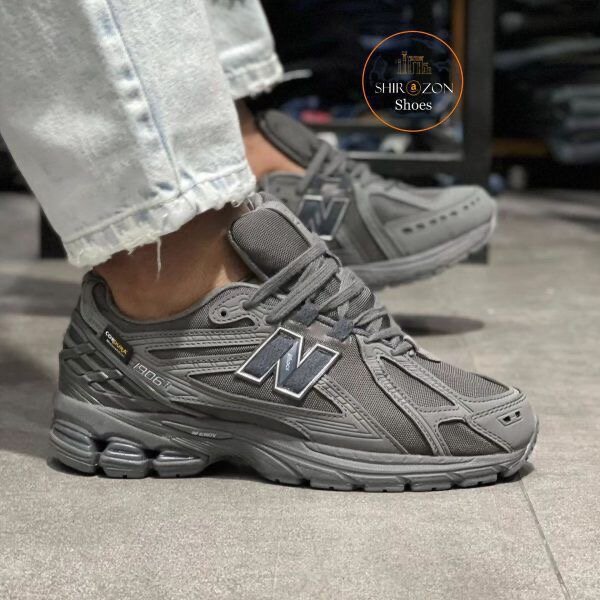 Chaussures de sport grises homme