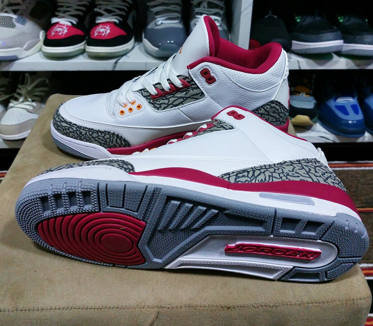 Jordan 4