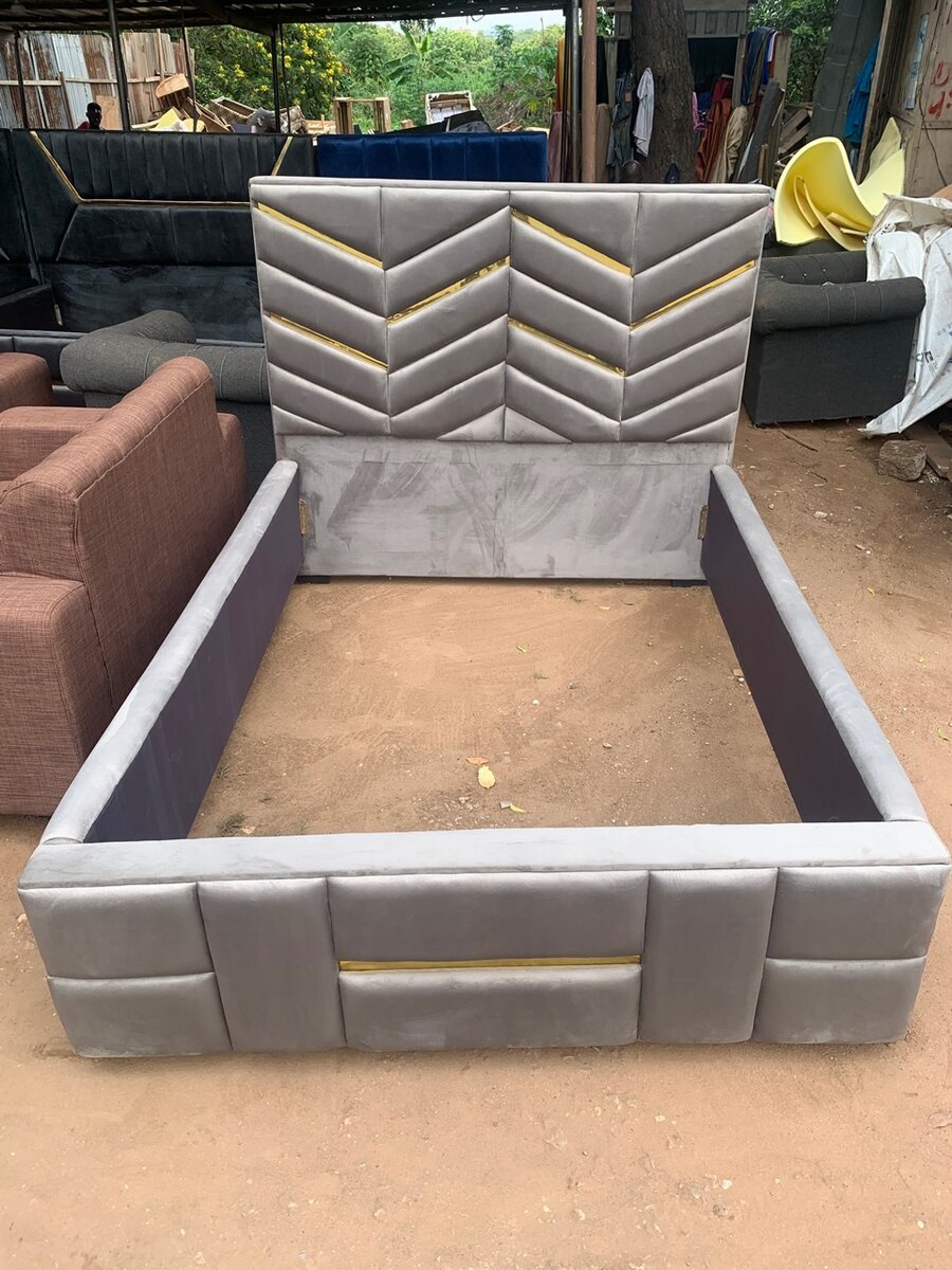 Double bed frame