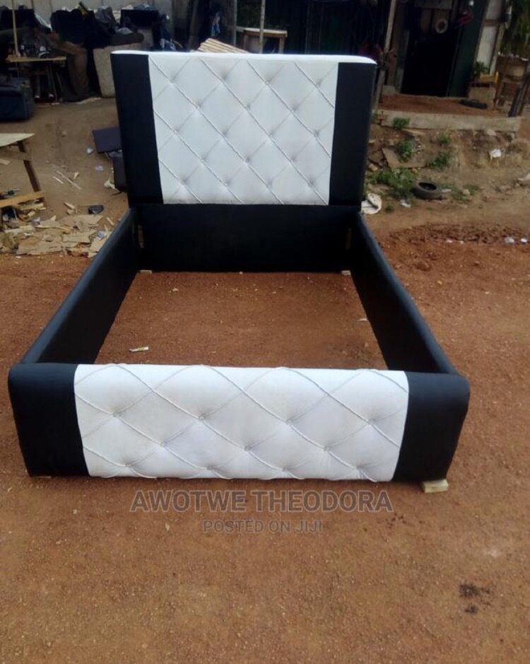 Double bed frame