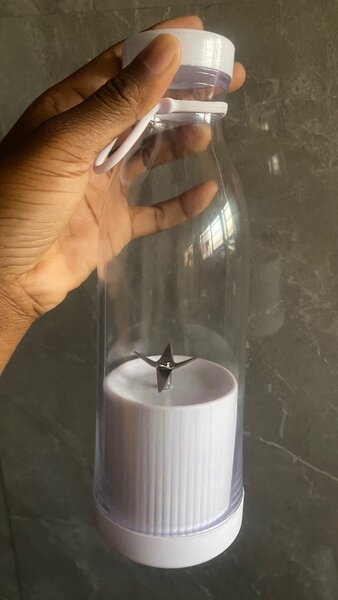 Portable blenders