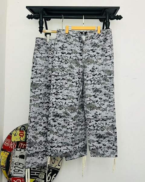 Camo side pocket