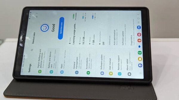 Samsung Tab A7 lite