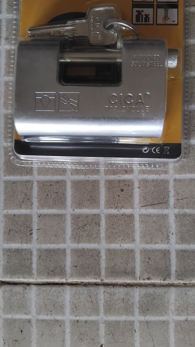 Cica Padlock