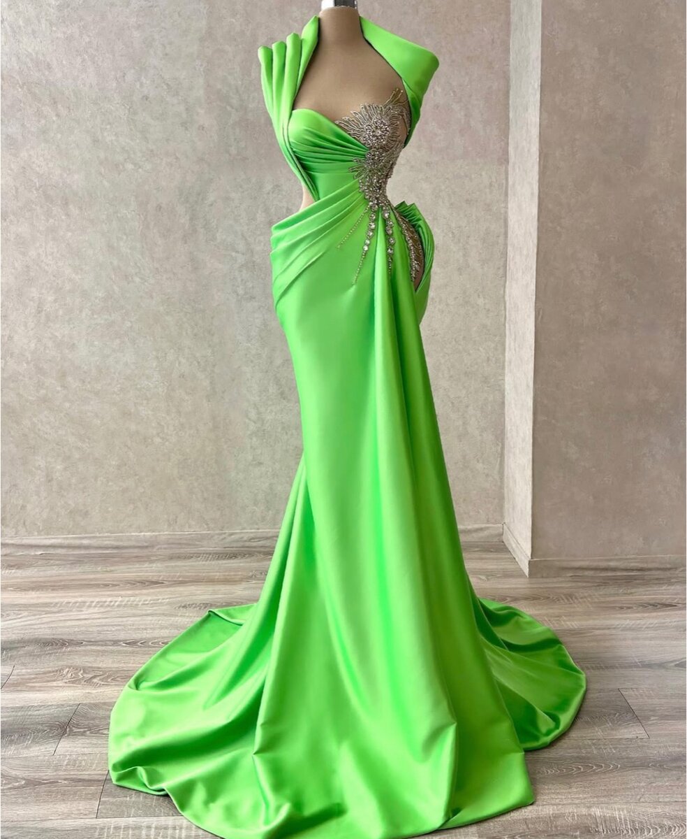Classic dress