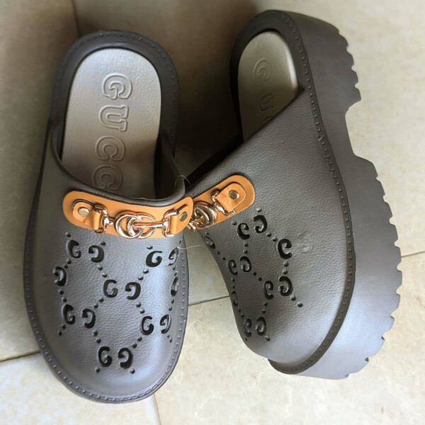 Slippers