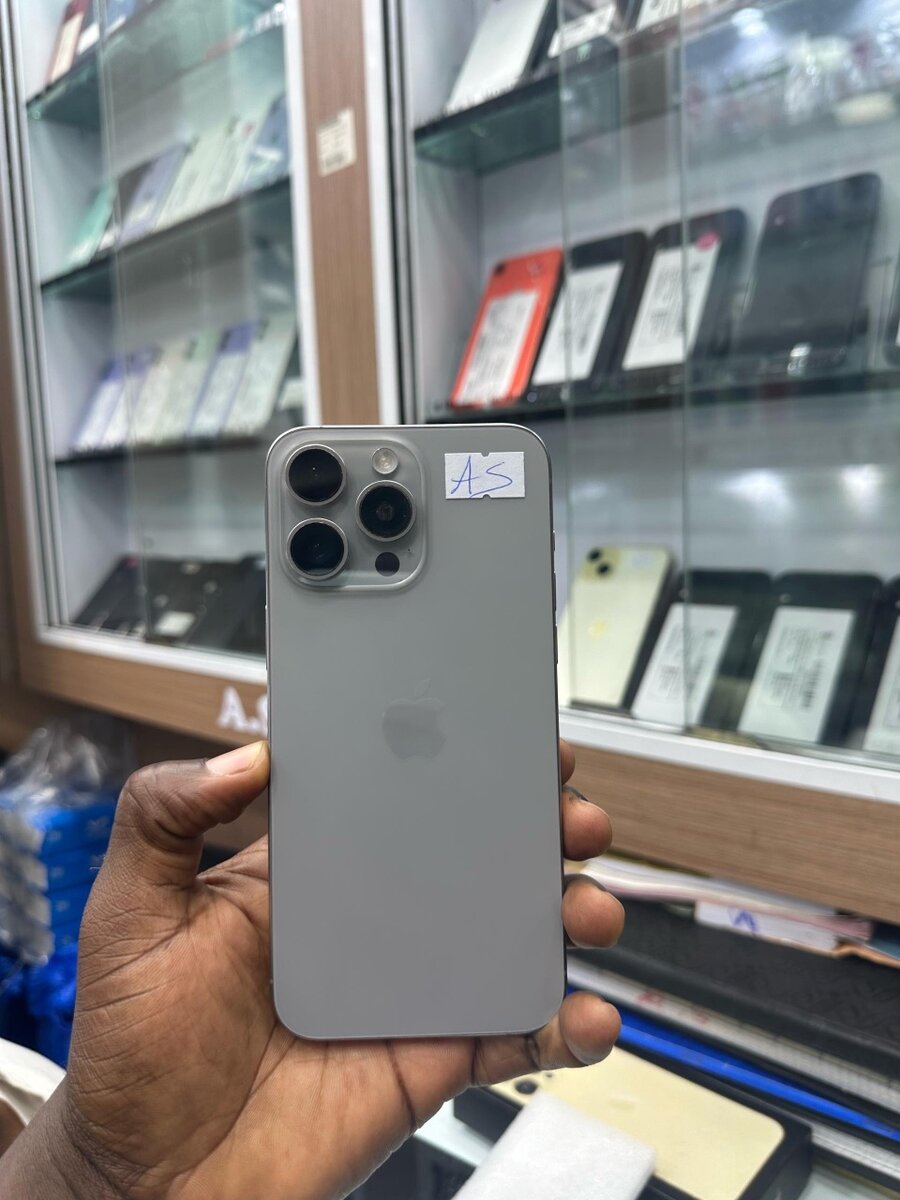 iPhone 15 pro Max