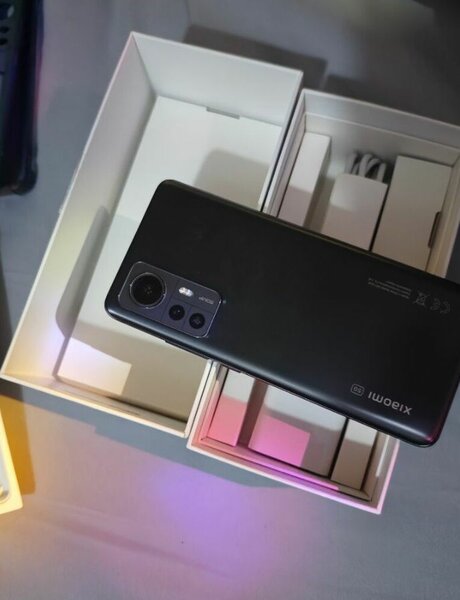 Xiaomi 12 Smartphone