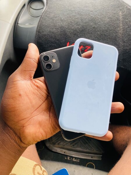 iPhone 11