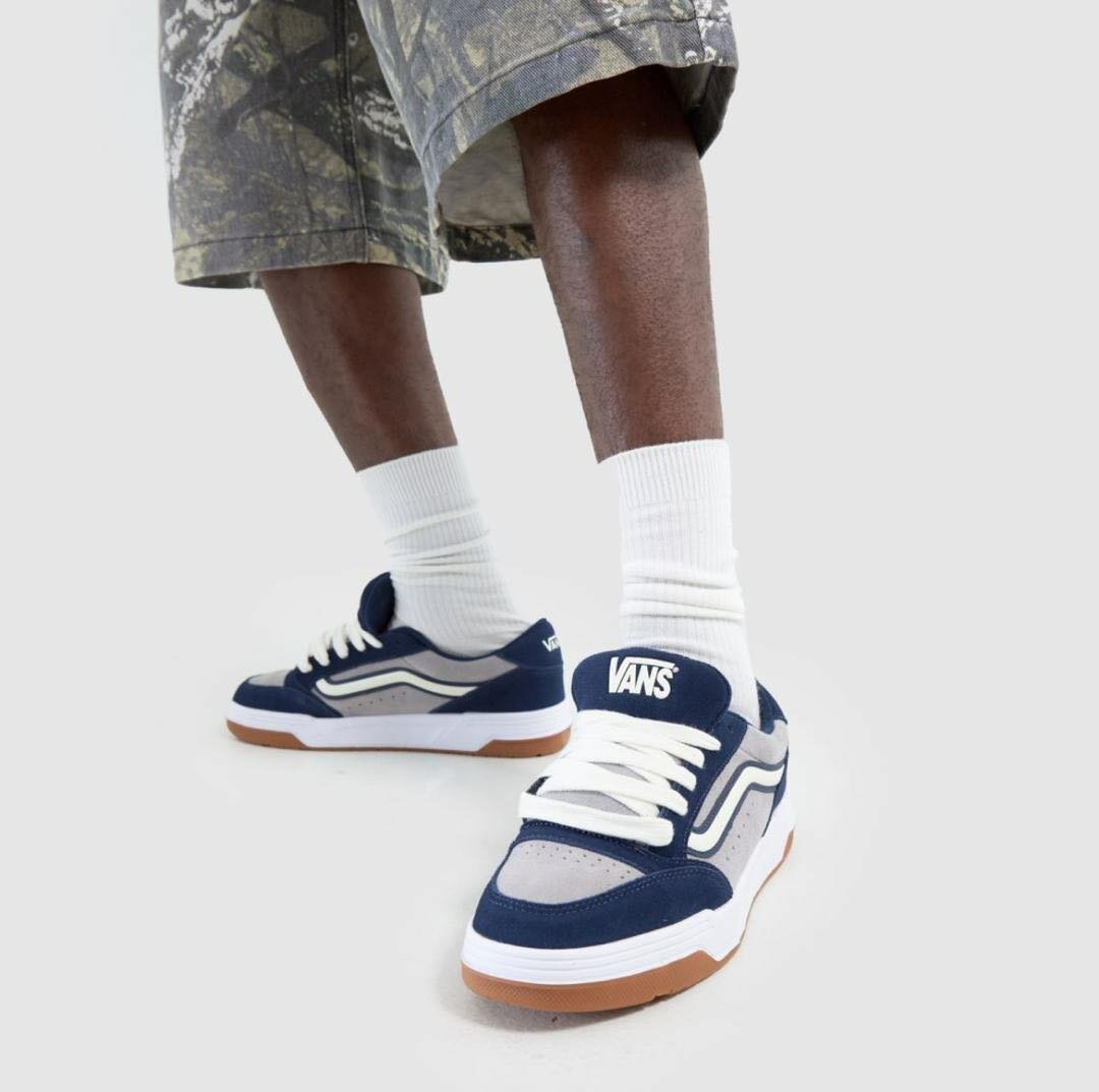 VANS HILANE 2025