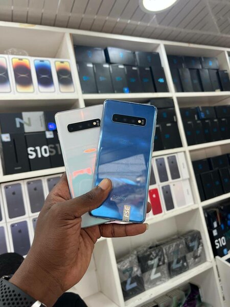 Samsung s10