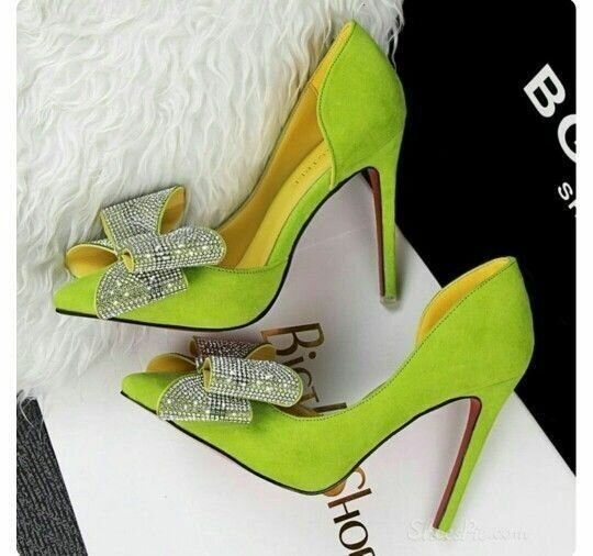 Ladies heel