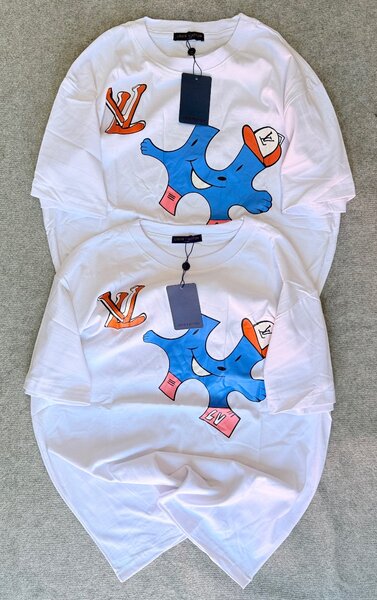 Teeshirt disponible