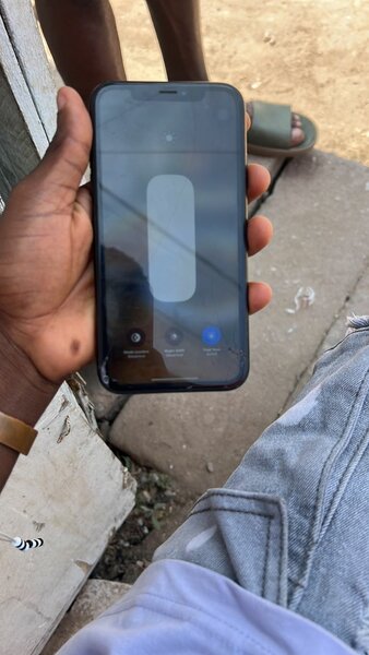 iPhone XR Noir