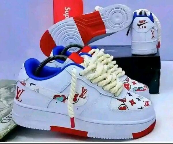 Nike Air Force