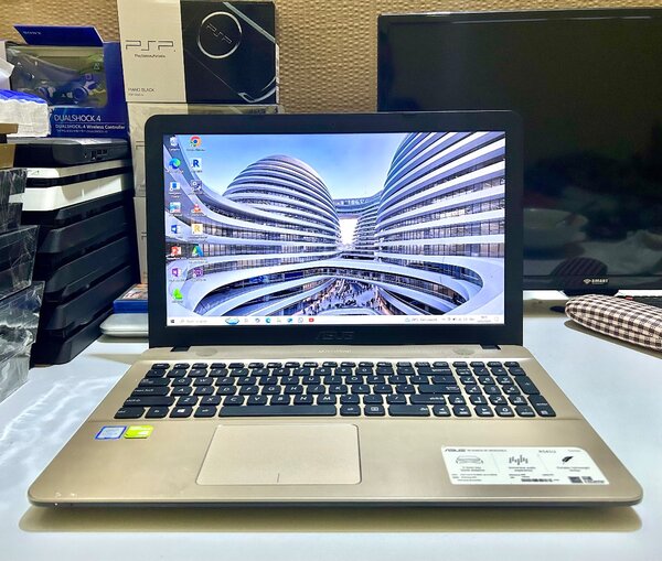 ASUS i5 gamer 7em G