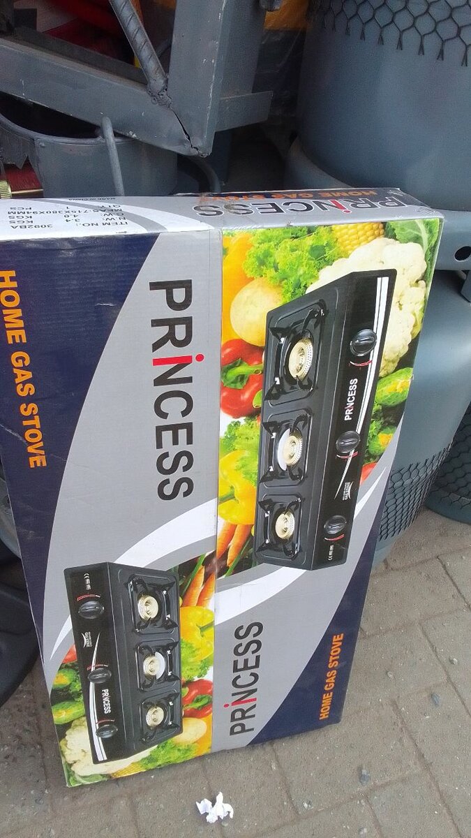3 burner stove