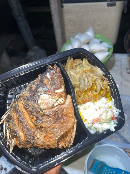 Poisson Frit avec attieke