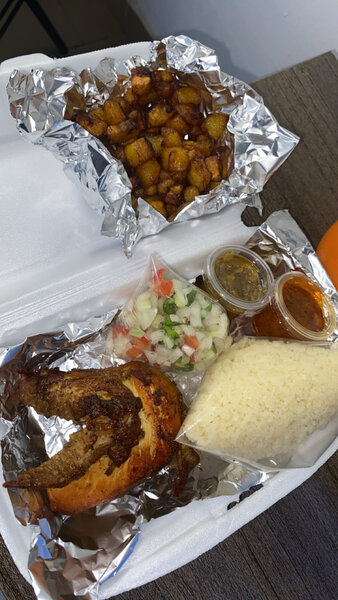 Poulet frit + attieke alloco