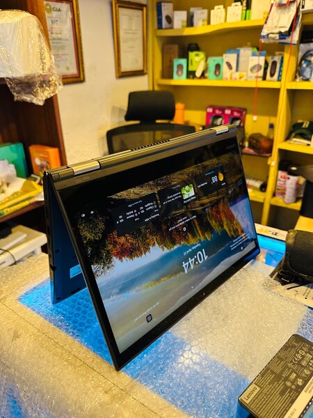 Lenovo yoga 370
