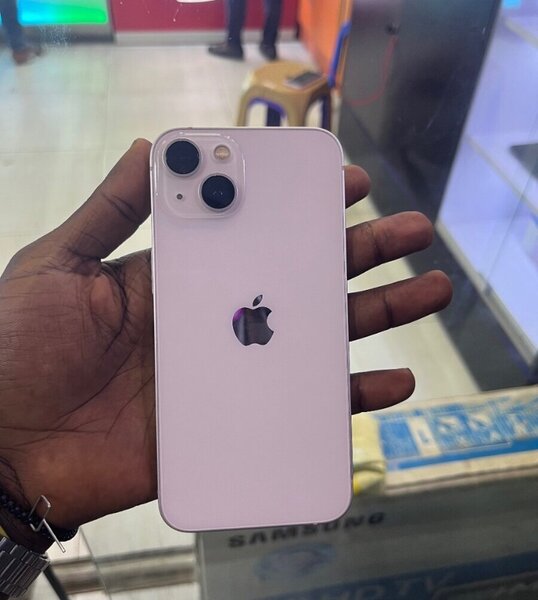 iPhone 13