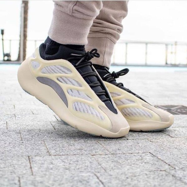 Yeezy V3