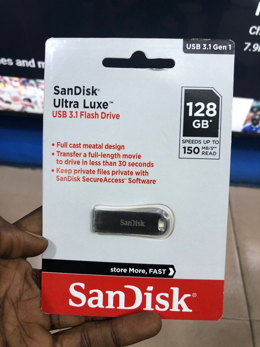 SandDisk Ultra Luxe USB 3.1  Flash Drive  128GB