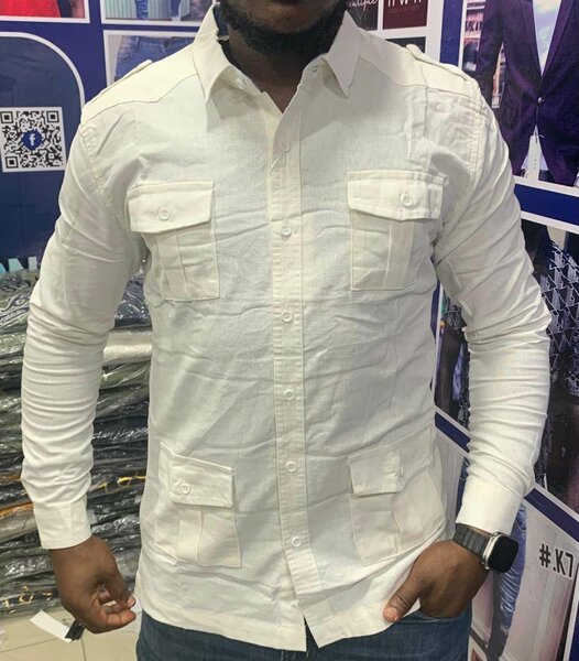 Chemise blanche élégante homme