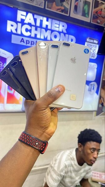 UK used iPhones